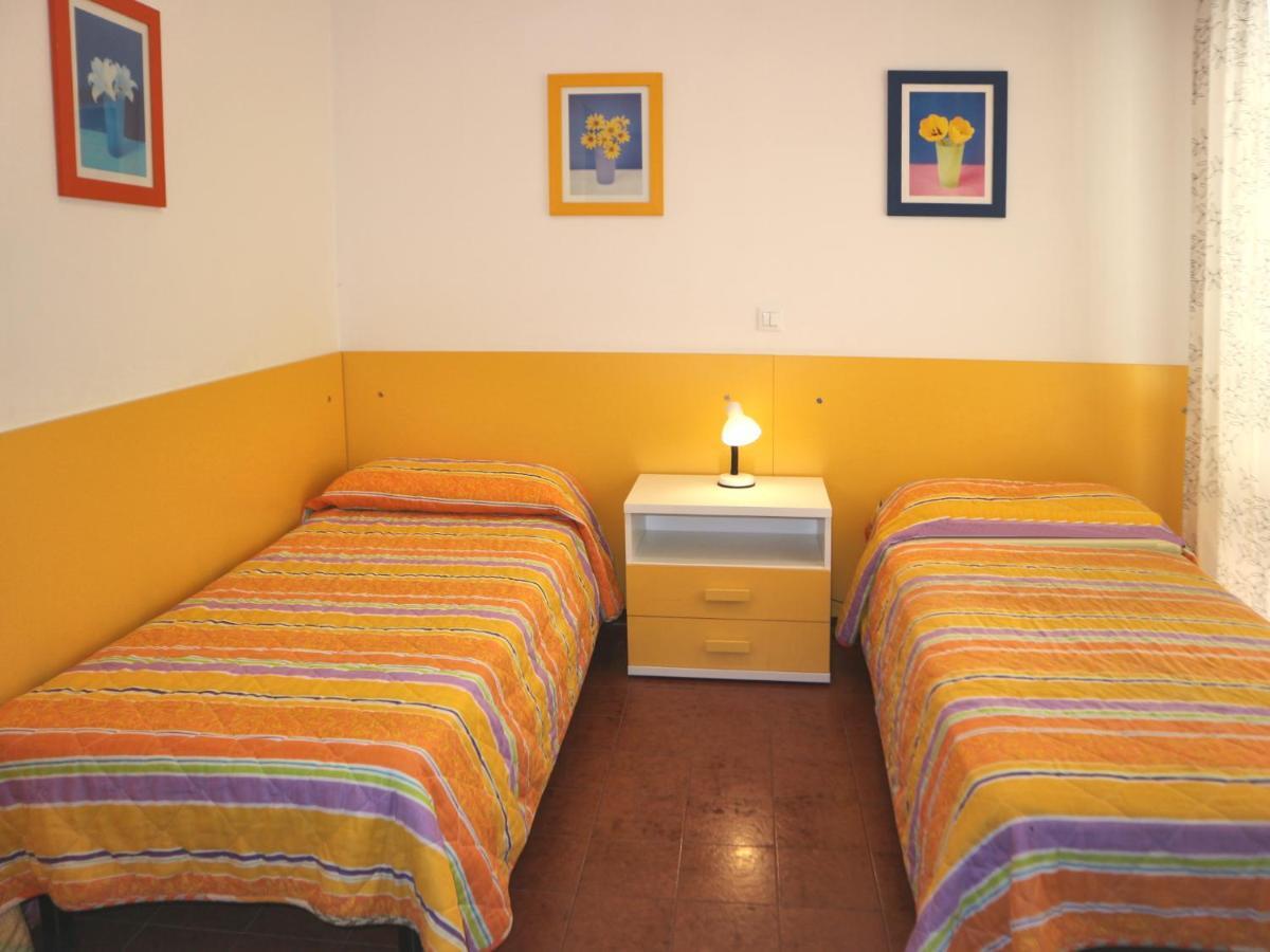 Maria Apartment Линяно Сабиадоро Екстериор снимка